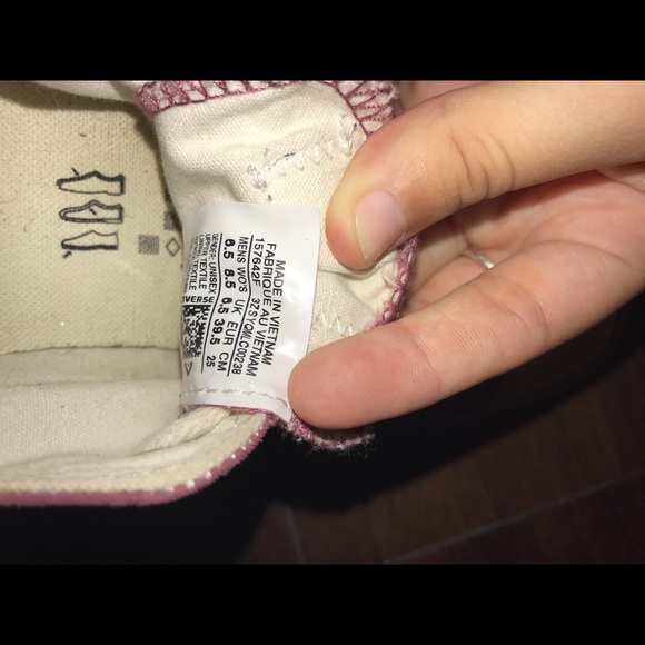 purple converse - Picture 3 of 3